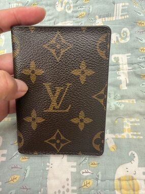 Louis Vuitton Card Holder (PRICE FIRM)